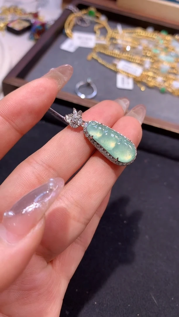 吊坠(不含链)银S925镶嵌翡翠吊坠