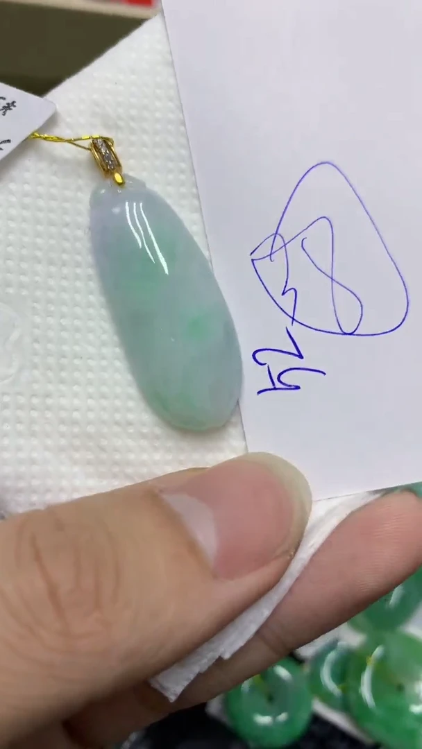 颈饰未镶嵌翡翠缅甸A货翡翠