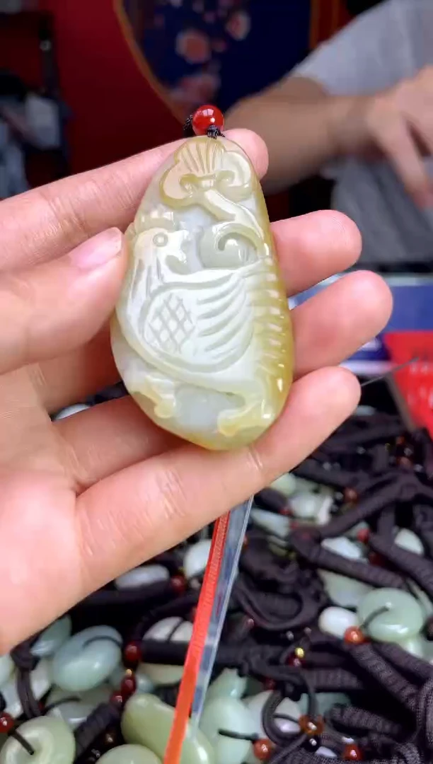 未镶嵌和田玉挂件1