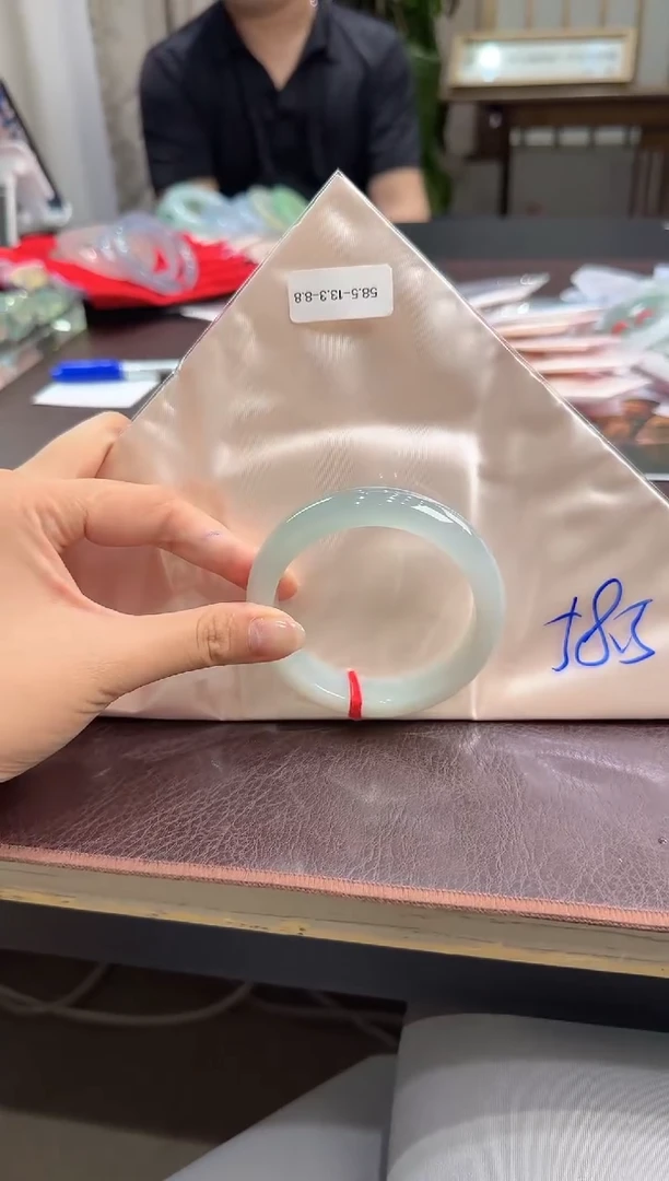 未镶嵌手镯翡翠美****)JX11219-5