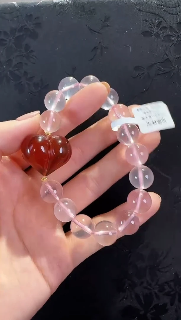 18K金镶嵌手串水晶爱心款