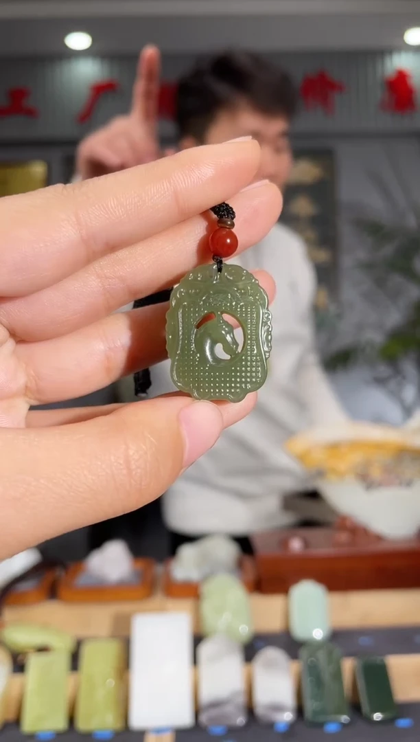 【闪购商品】和田玉颈饰未镶嵌拍一发一 多样性发货