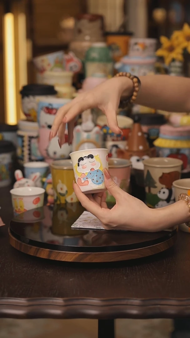 景德镇釉下彩绘设计师款式陶瓷