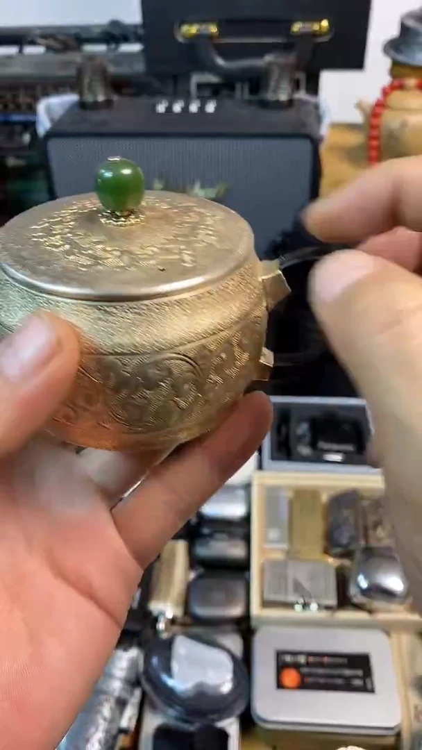 瓷片示闪购商品，如图所