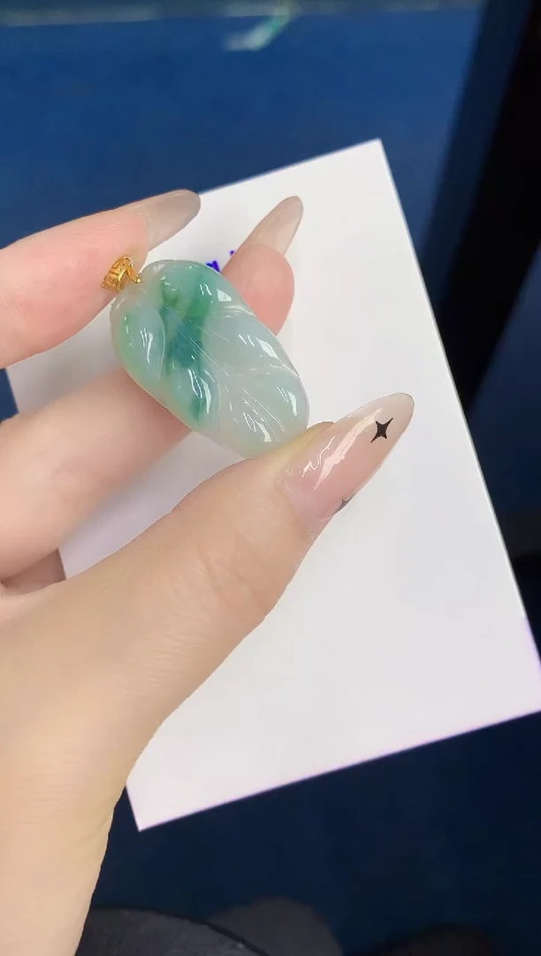 颈饰未镶嵌翡翠缅甸天然翡翠A货