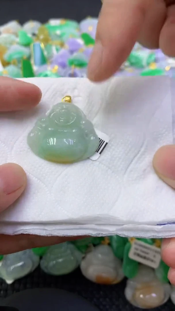 颈饰未镶嵌翡翠天然缅甸翡翠A货