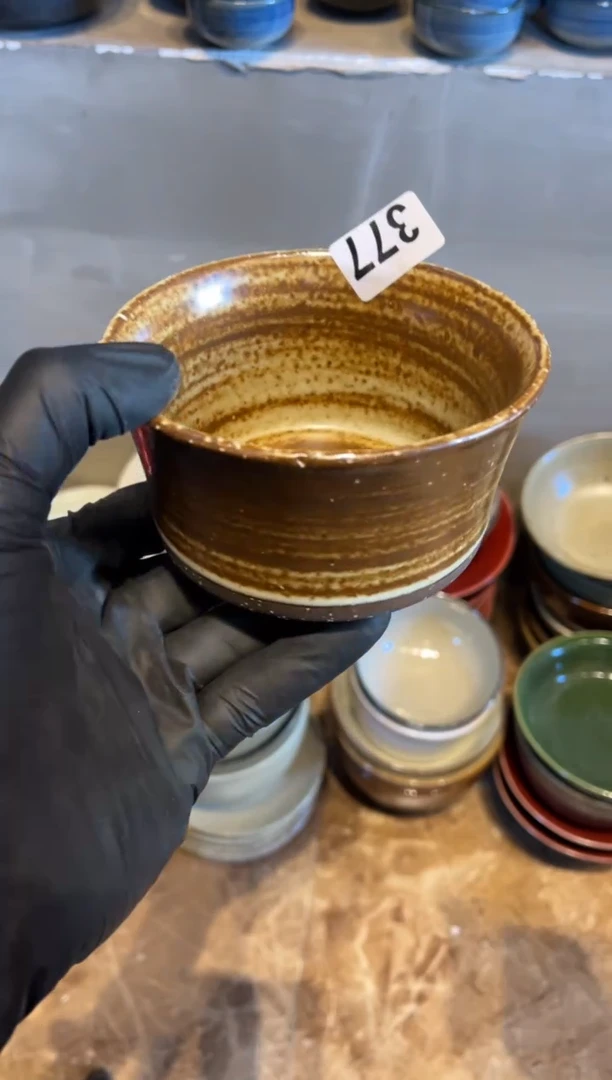 【闪购商品】瓷片377，白麻点刷釉竹节碗