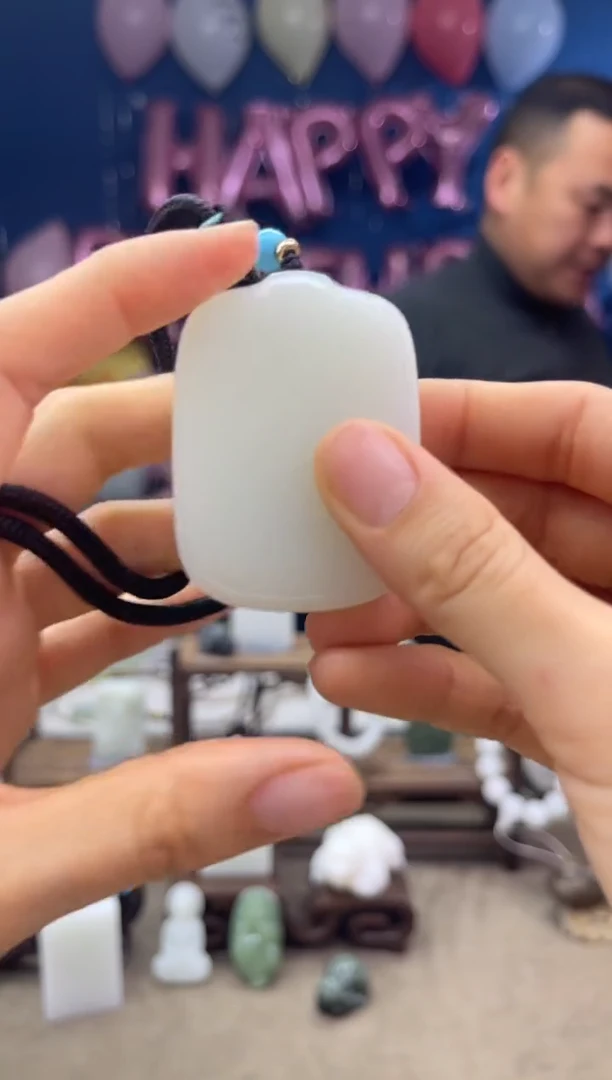 【闪购商品】和田玉颈饰未镶嵌1