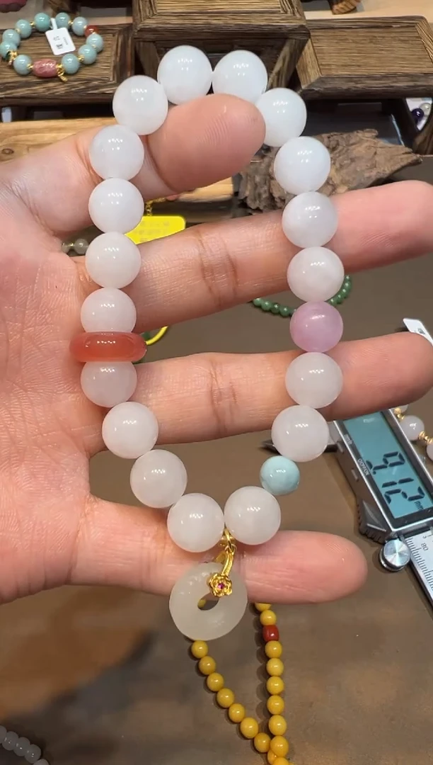 手饰和田玉未镶嵌手饰@@A6619