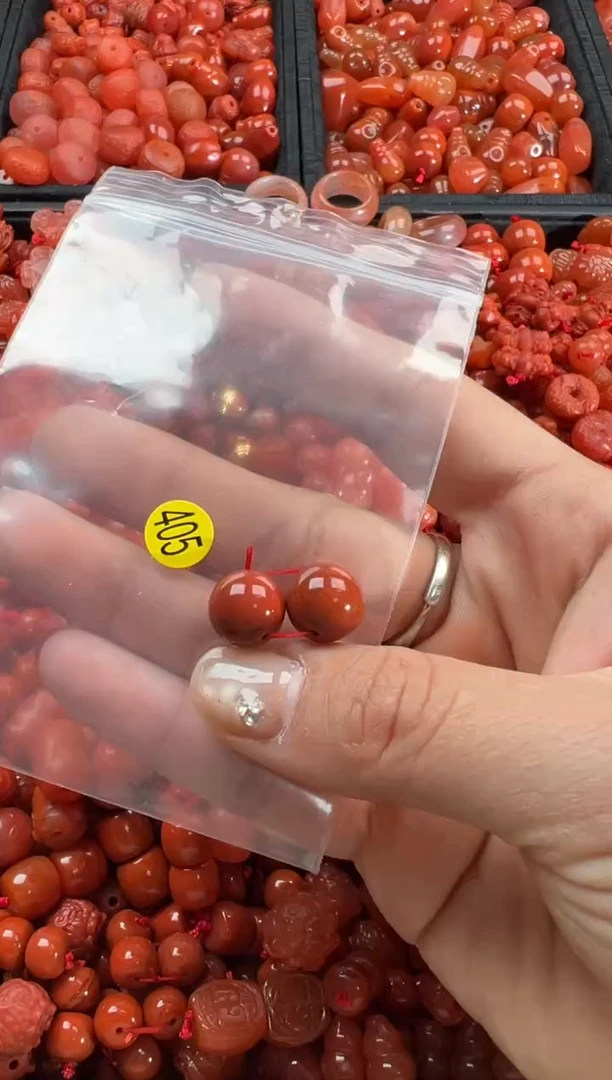 【闪购商品】南红玛瑙颈饰未镶嵌1