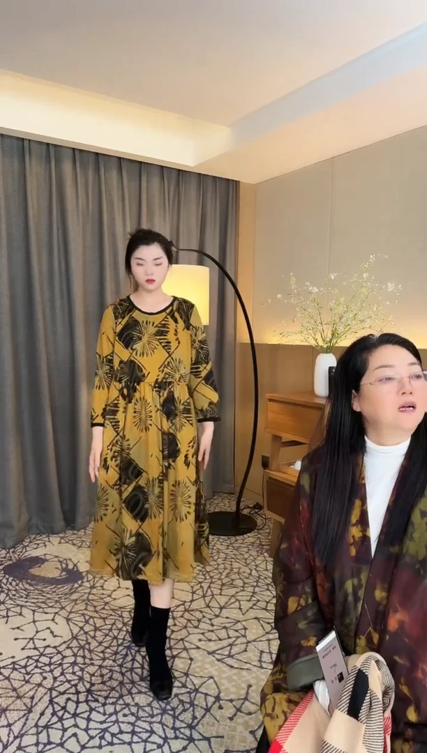 森比 8878#羊毛连衣裙