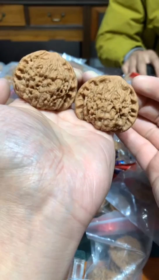 【闪购商品】文玩核桃吊坠大官帽通货