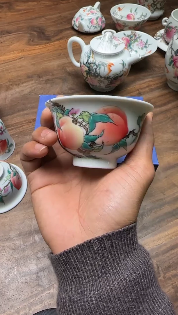 一儒堂 翡翠桃六桃压手杯