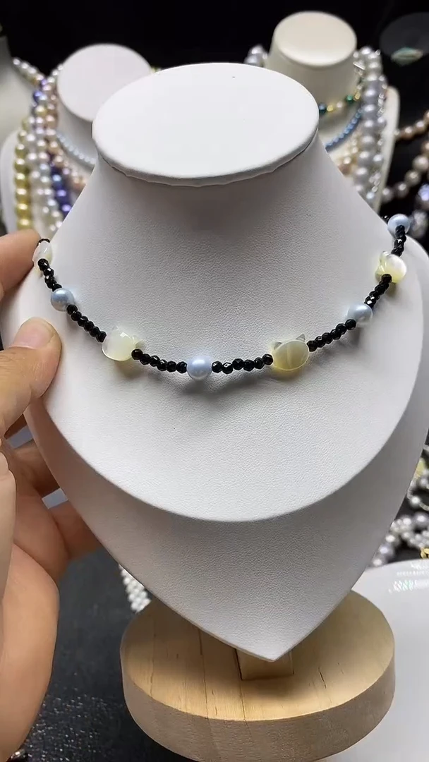 颈饰未镶嵌淡水珍珠多人