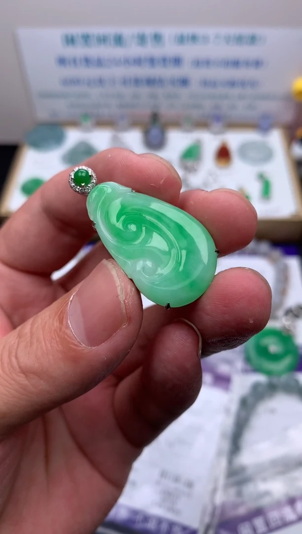 【闪购商品】定制翡翠18K金镶嵌模式推广期24小时鉴赏期