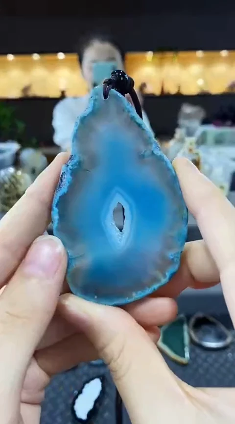 未镶嵌颈饰玛瑙/玉髓幸****人玛瑙