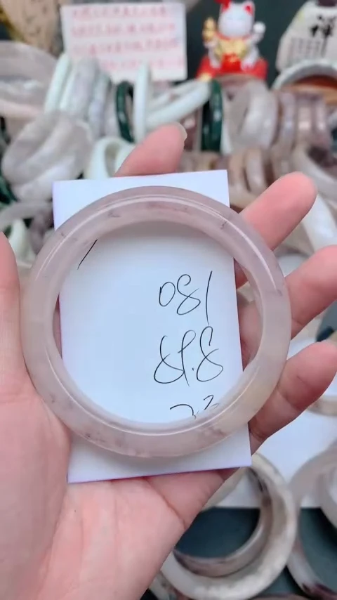 未镶嵌手镯石英质玉081