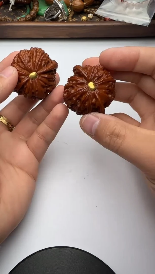 把件核桃未镶嵌配饰