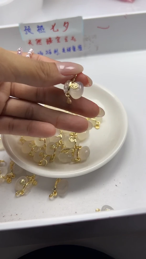 南红玛瑙银S800镶嵌颈饰 x227荔枝冻福袋*1颗