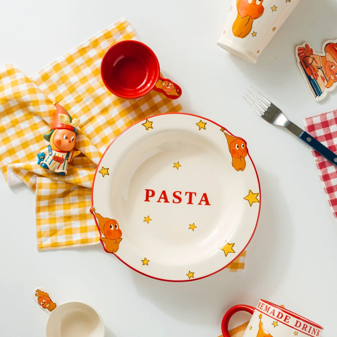 TOTYE·星星人美式浮雕深盘 大容量可爱家用餐盘创意精致 8.8英寸