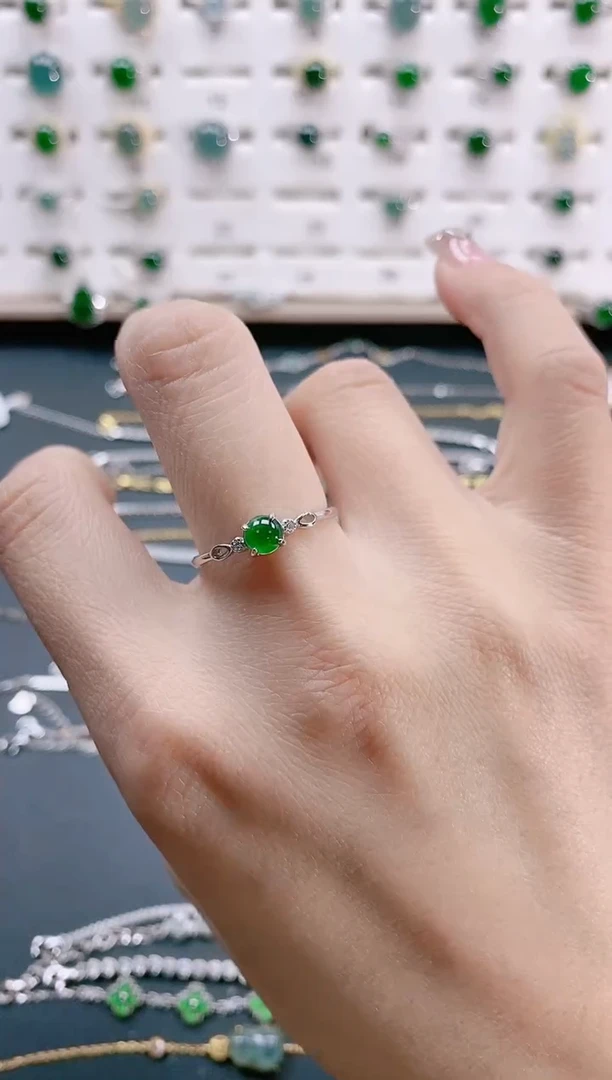 【闪购商品】翡翠戒指银S925镶嵌天然翡翠