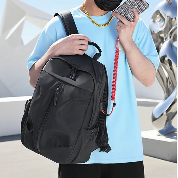 潮流户外休闲包男运动防水轻便旅行防刮充电大容量牛津布双肩背包