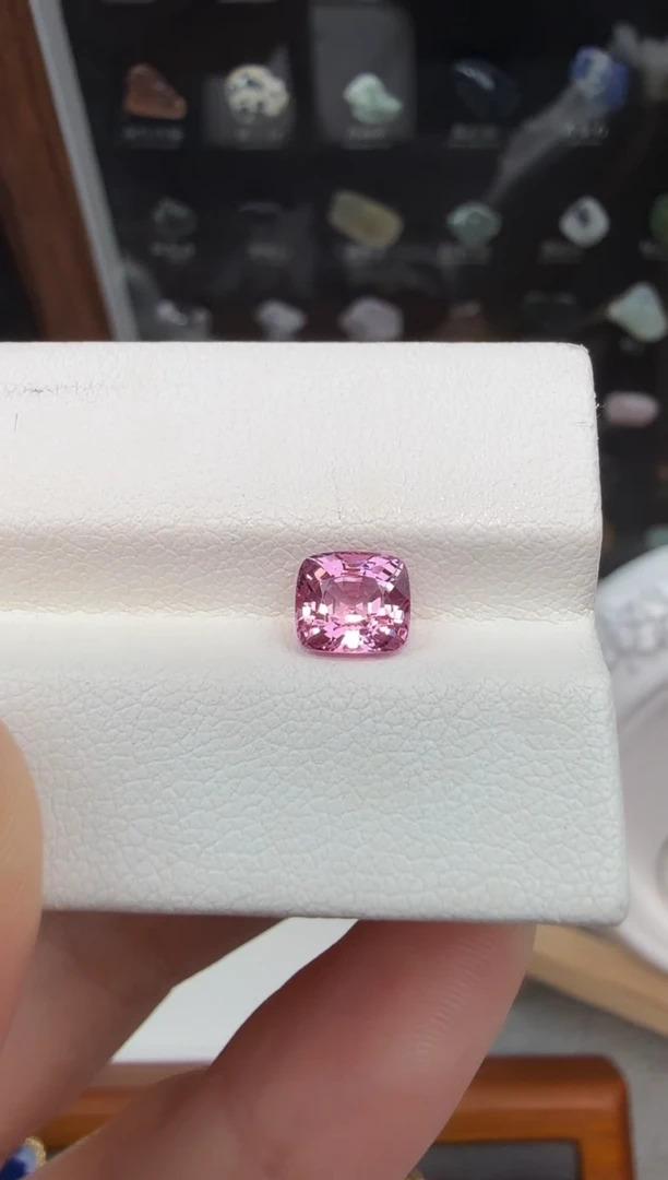 未镶嵌粉色尖晶石1.2ct-A610