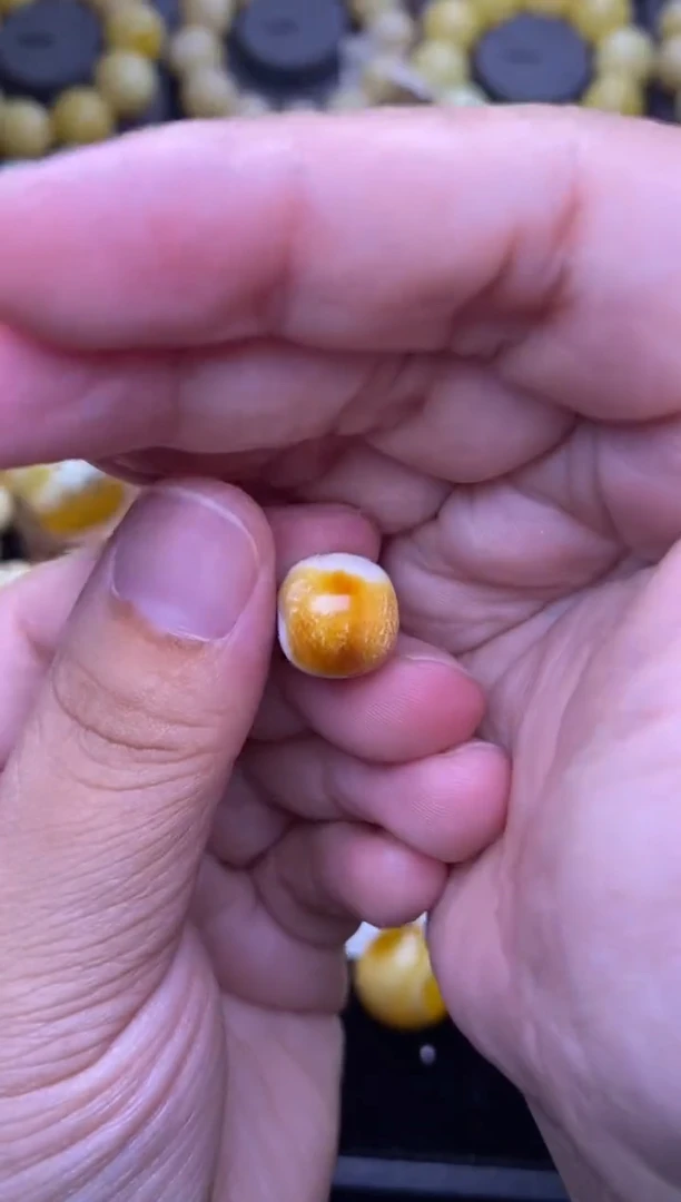 裸石琥珀未镶嵌 大小姐珠宝严选66