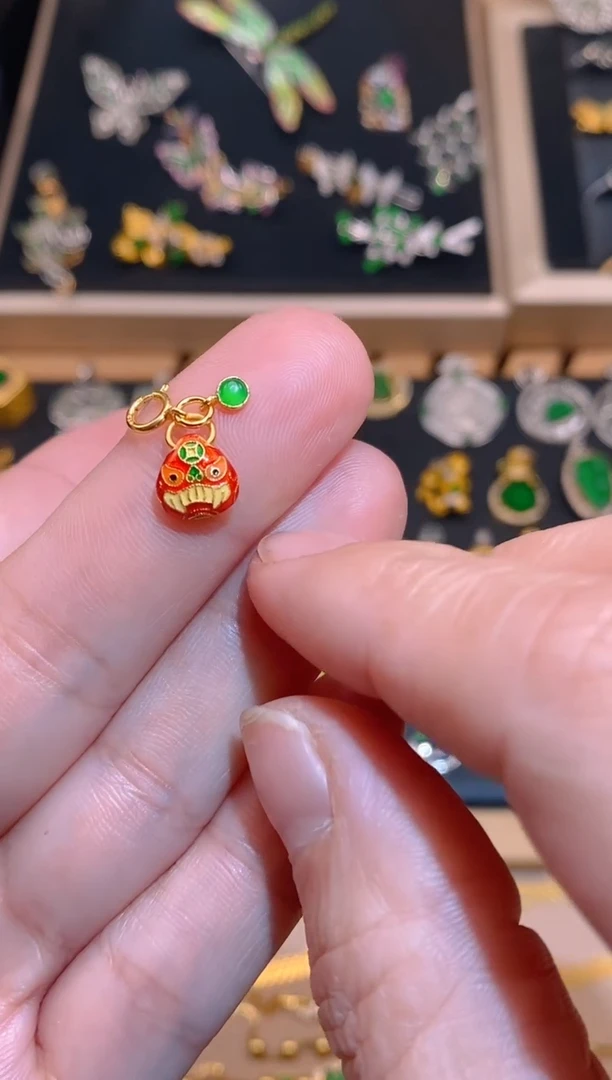 【闪购商品】翡翠吊坠(不含链)银S925镶嵌万能扣