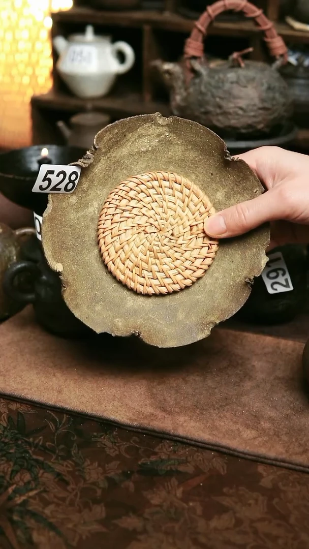 紫砂全手工粉衣壶承