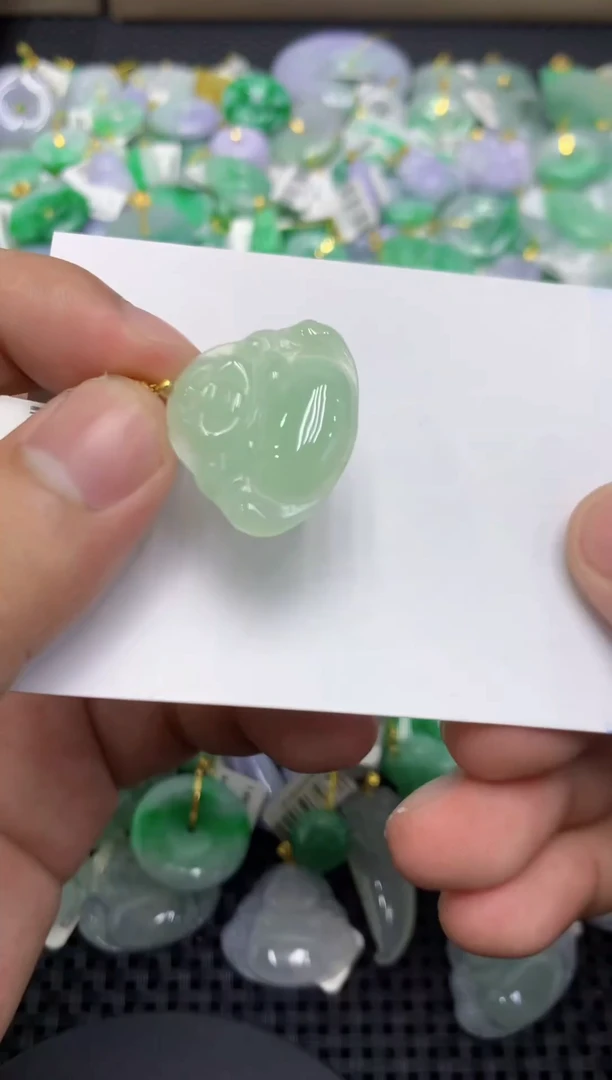 颈饰未镶嵌翡翠天然缅甸翡翠A货