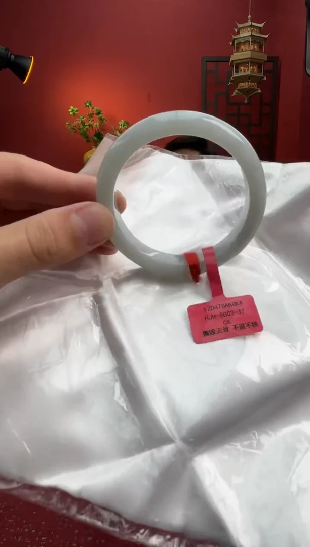 未镶嵌手镯翡翠翡翠手镯3