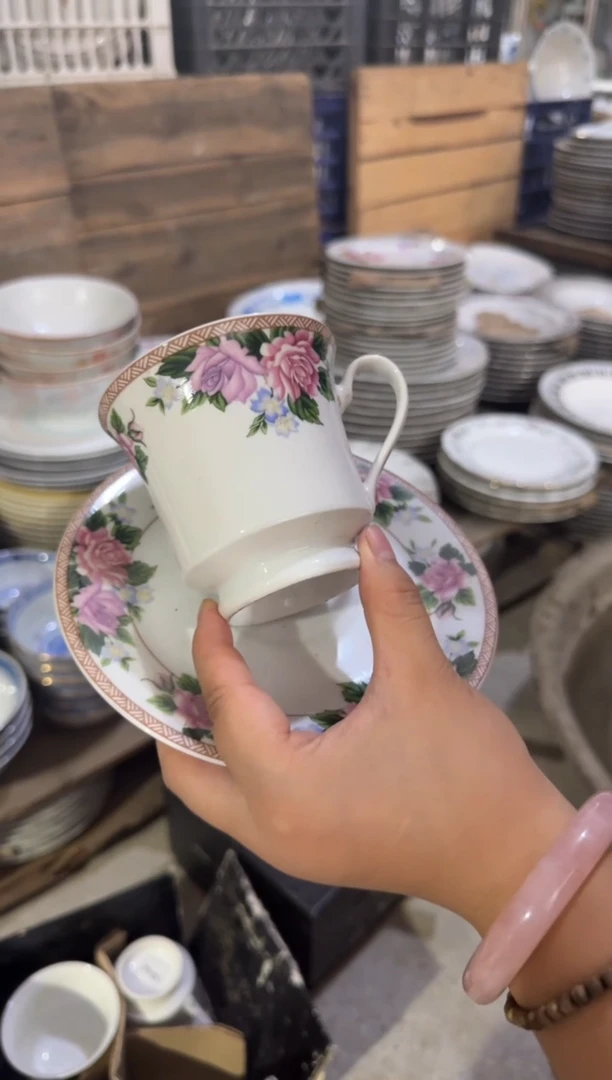 摆件一杯一碟微瑕请慎拍