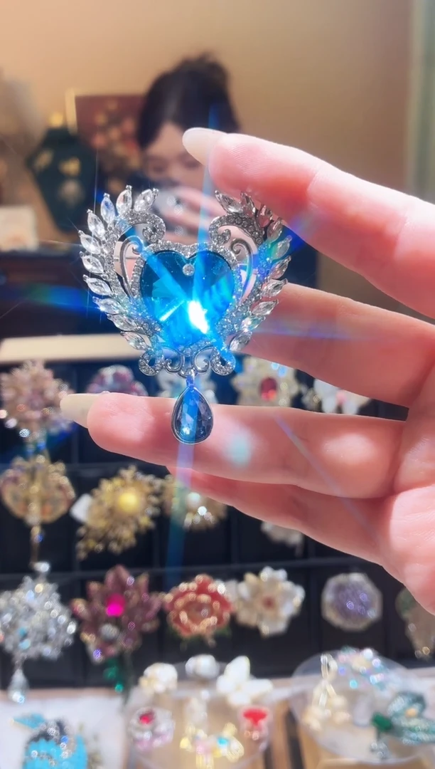 合成立方氧化锆铜合金守护之心蓝