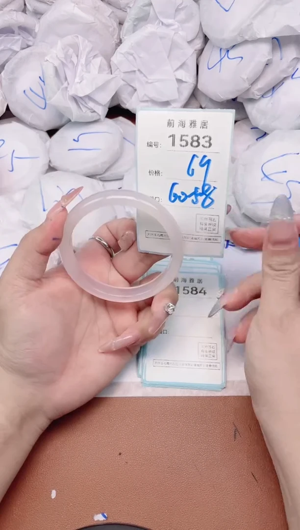 【闪购商品】玛瑙/玉髓手镯未镶嵌1583