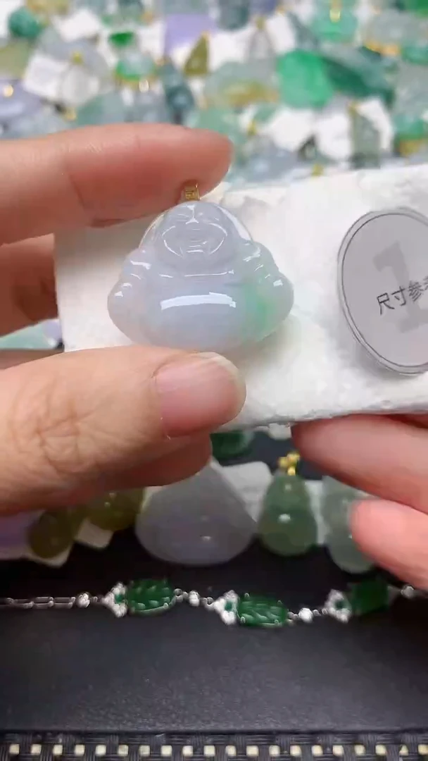 颈饰18K金镶嵌翡翠天然缅甸A货翡翠