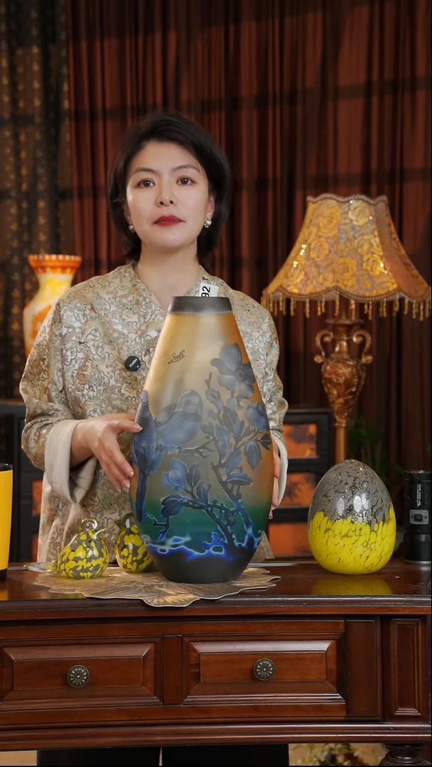 琉璃勇**新葛蕾-新晴-微瑕J92