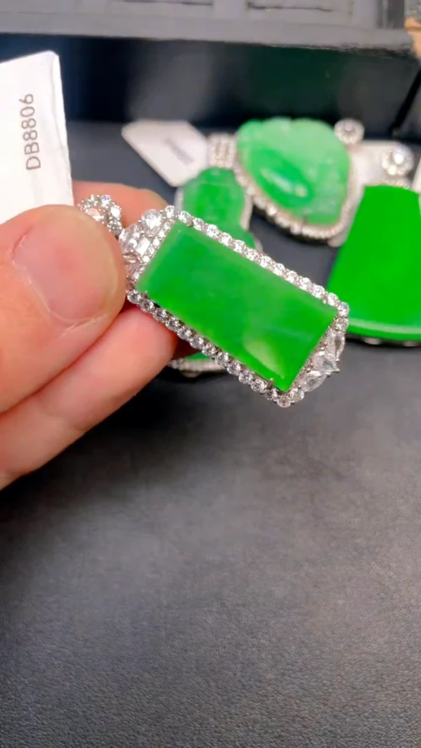 吊坠(不含链)银S925镶嵌翡翠1