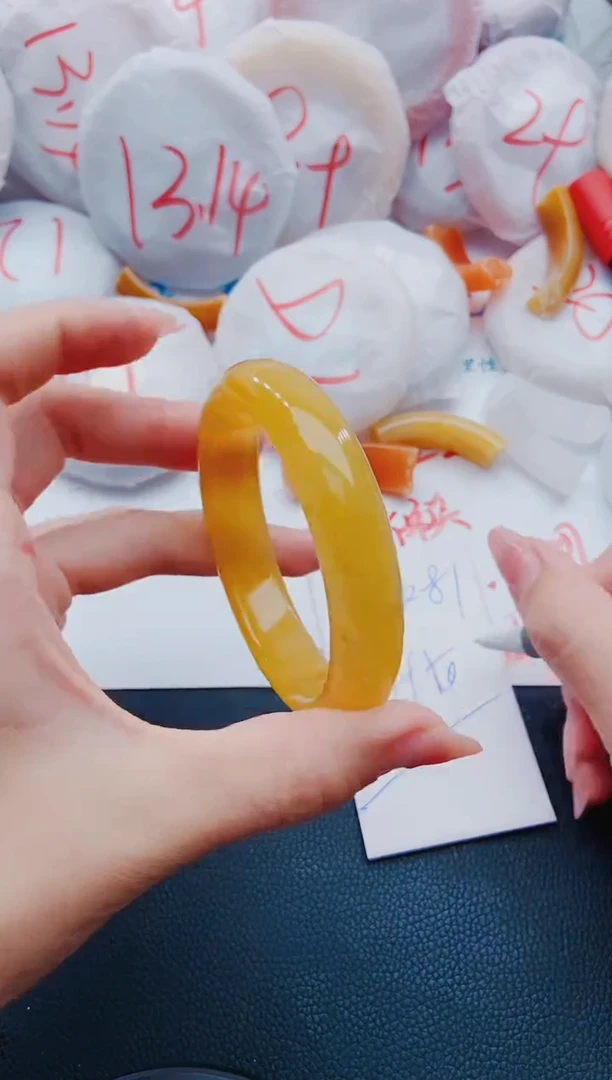 石英质玉手镯未镶嵌K81-59-60