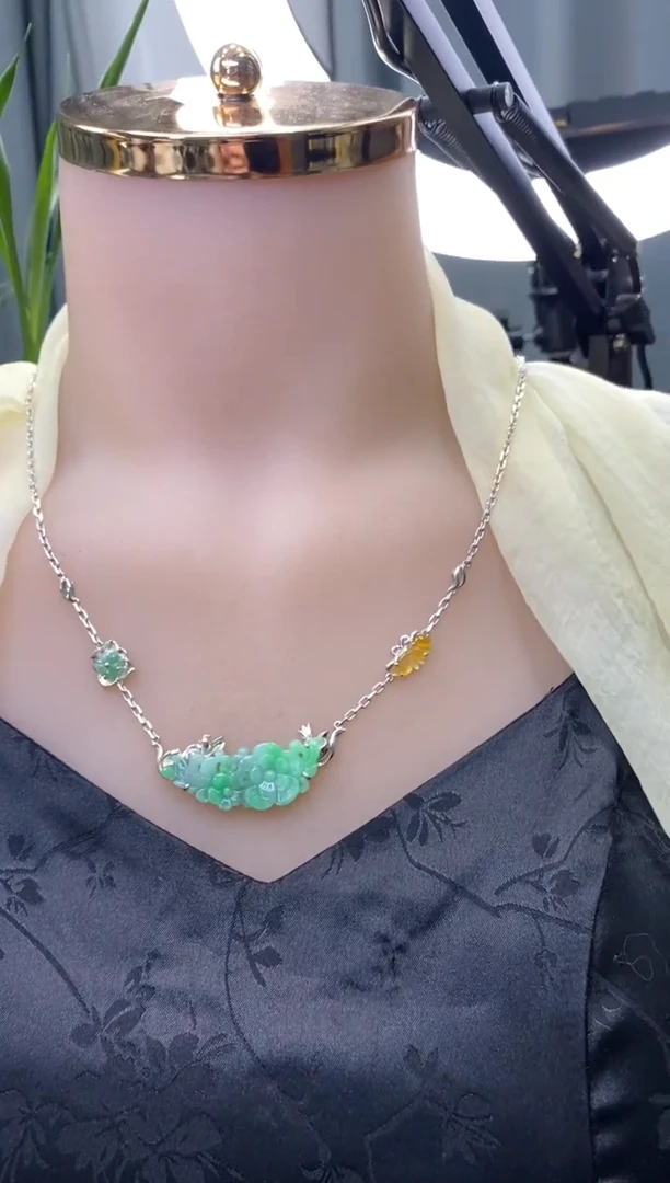 颈饰银S925镶嵌翡翠净货15331