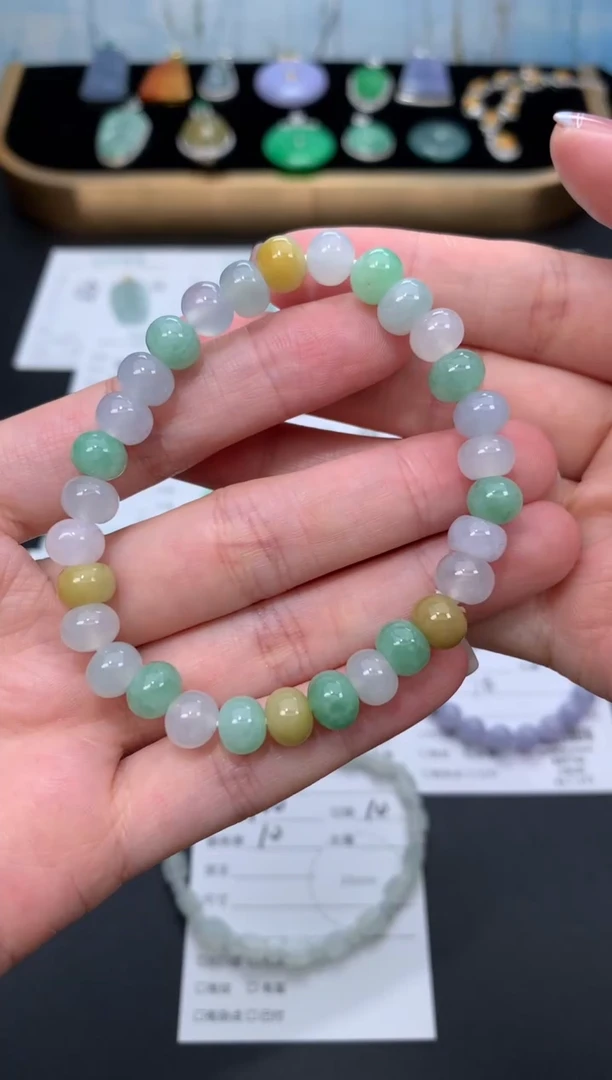 未镶嵌定制翡翠48小时鉴赏期 退货不扣服务费