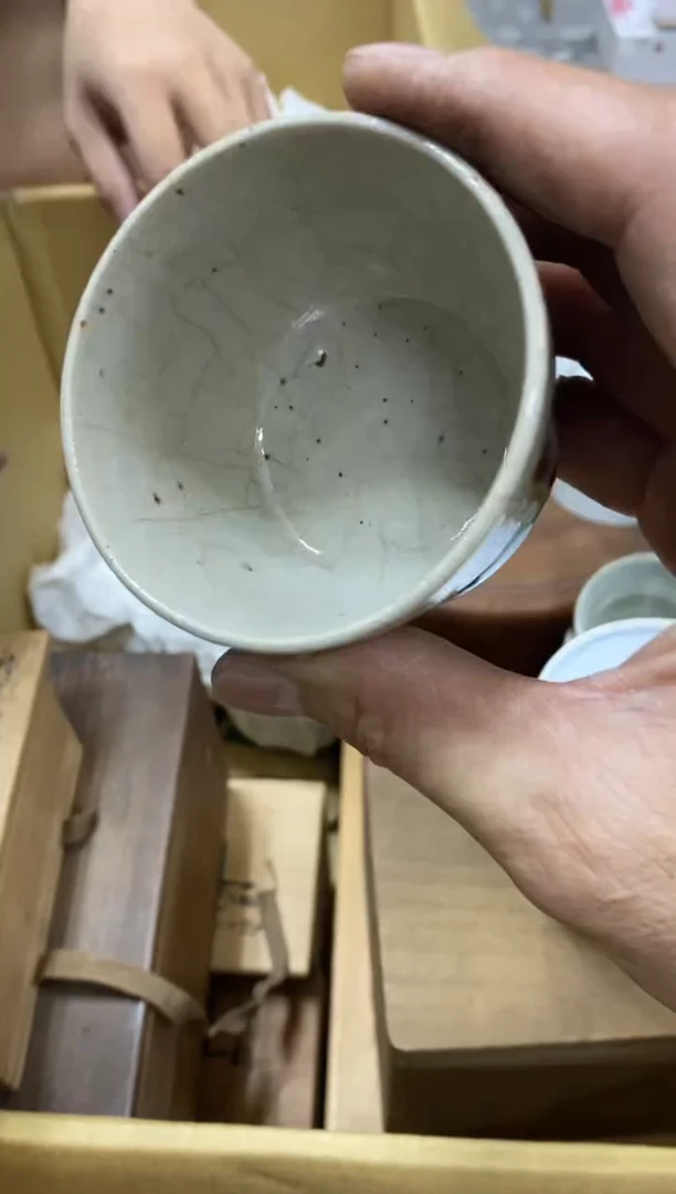 一****?中古商品瑕疵杯碟