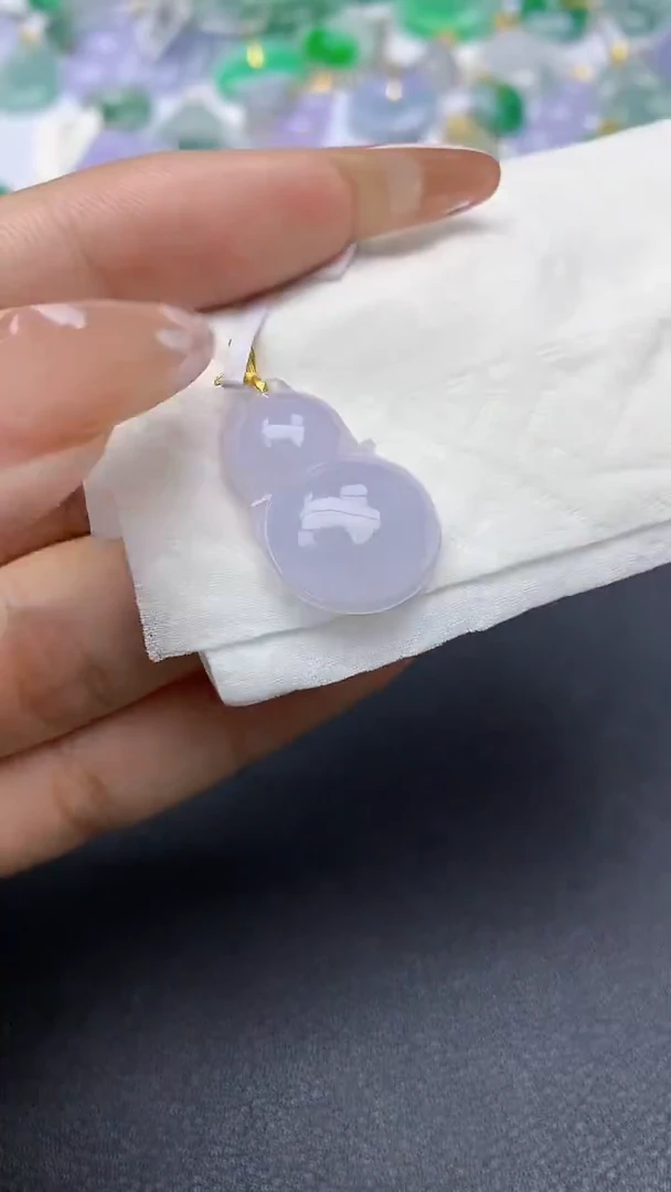 颈饰18K金镶嵌翡翠a货假一赔三支持复检百元上9元证书费自理