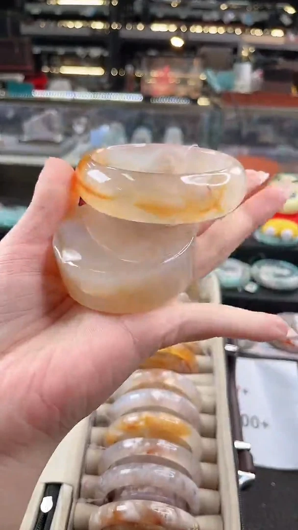 未镶嵌手镯石英质玉60圈口 （赠品镯心）3975365