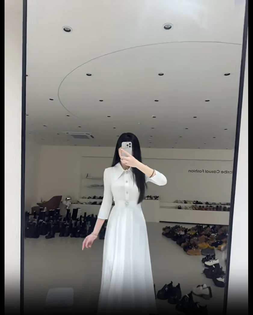 韩系清冷富家千金穿搭小香风高级感白色针织上衣女2025早秋半身裙