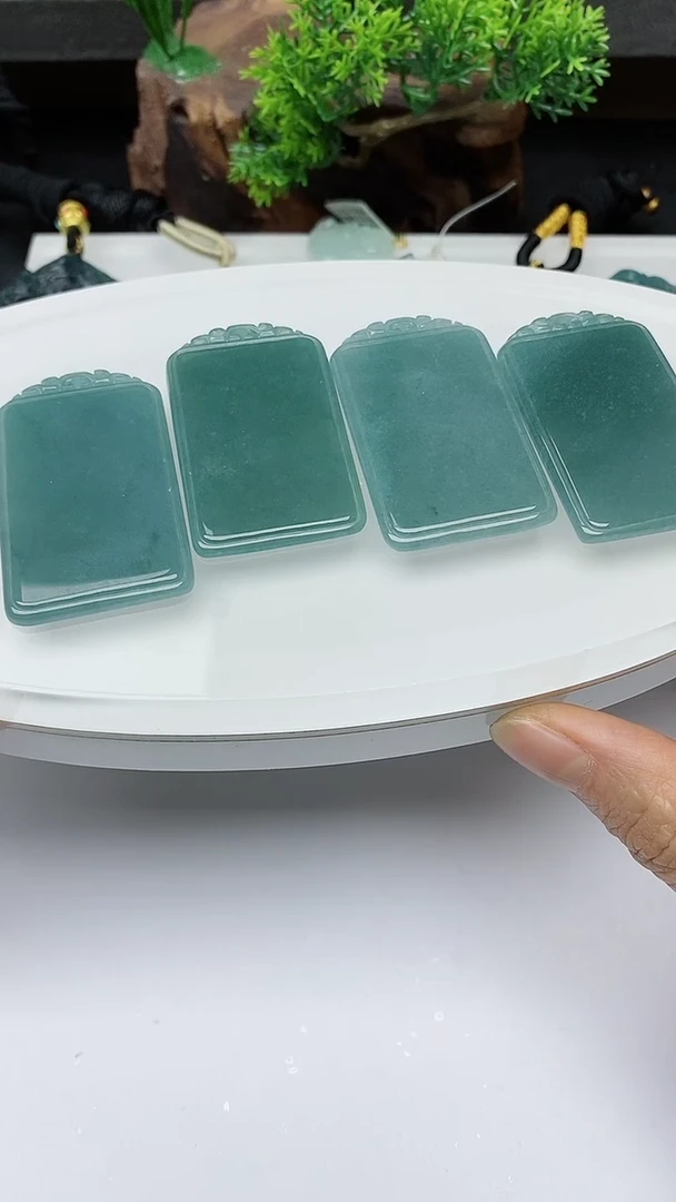 【闪购商品】翡翠颈饰未镶嵌多样性发其一