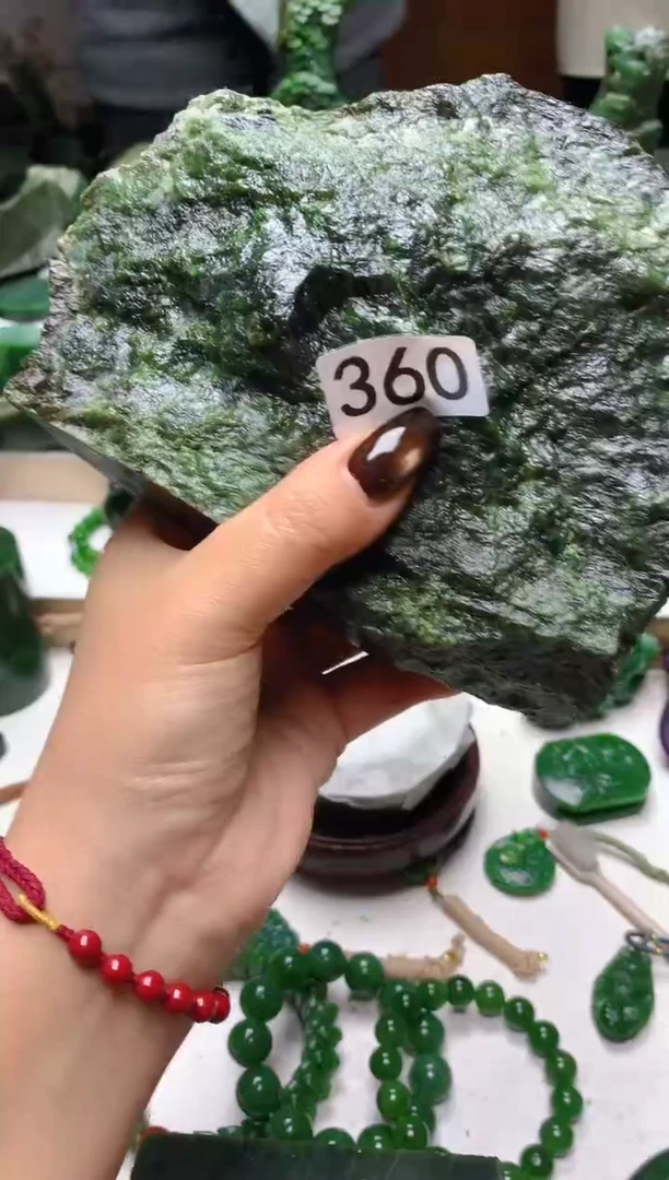 未镶嵌和田玉珠宝半成品1