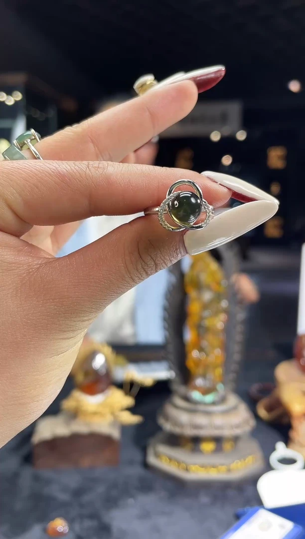 琥珀颈饰未镶嵌缅甸琥珀戒圈