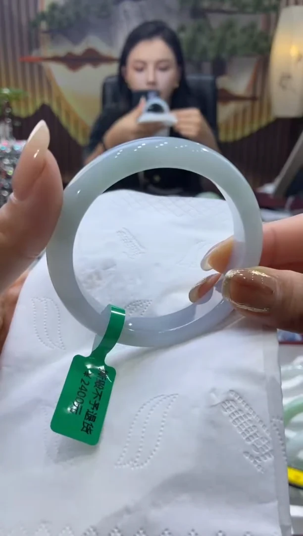 未镶嵌手镯翡翠00009939