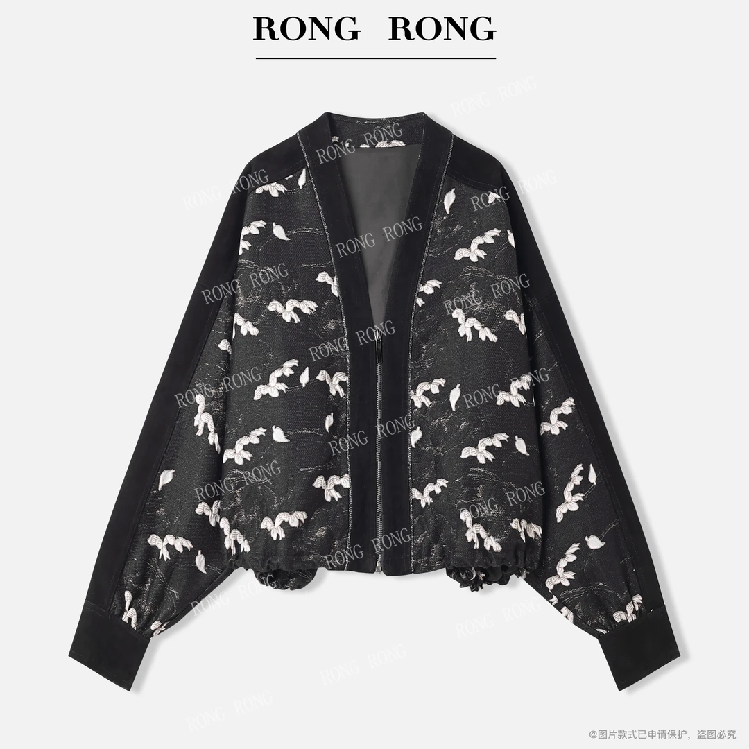 溶溶【浮花集】RONGRONG 提花丝绒拼接羊皮绒蝙蝠袖外套C-I2051100